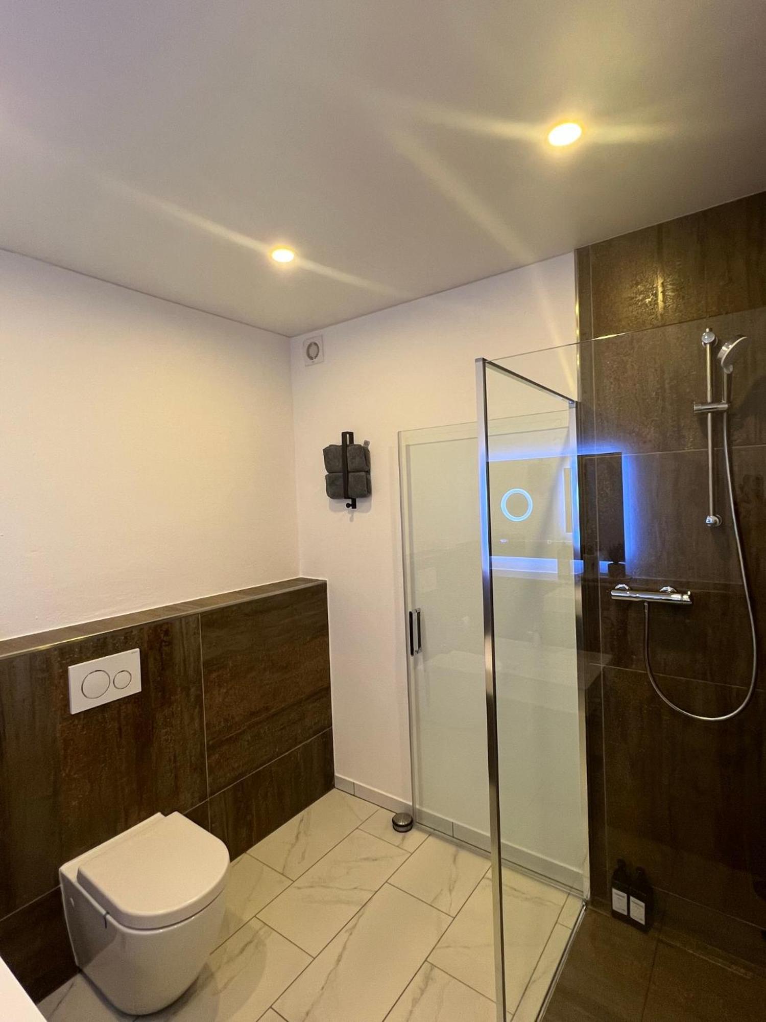 Stilvolle Wohnung Mit Blick Und Selbst-Check-In Bad Berleburg Esterno foto